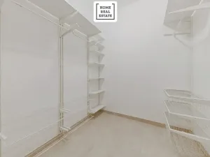 Pronájem bytu 1+kk, Praha - Strašnice, Zvěřinova, 48 m2