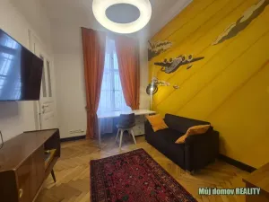 Pronájem bytu 1+kk, Praha - Nové Město, Hálkova, 38 m2