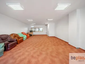 Pronájem obchodního prostoru, Brno, Kosmova, 58 m2