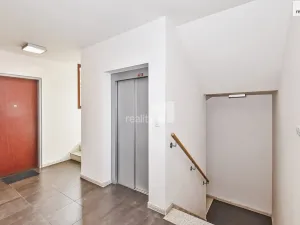Prodej bytu 1+kk, Praha - Krč, Hudečkova, 48 m2