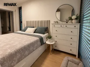 Pronájem bytu 3+kk, Praha - Libeň, U Vlachovky, 130 m2