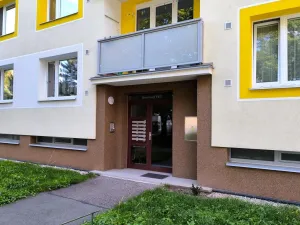 Pronájem bytu 2+1, Hradec Králové - Pražské Předměstí, Hrubínova, 63 m2
