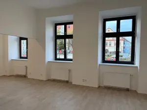 Pronájem bytu 1+1, Tábor, Žižkovo nám., 38 m2