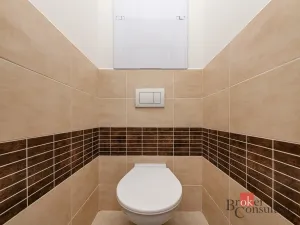 Pronájem bytu 2+kk, Praha - Kobylisy, Chabařovická, 47 m2