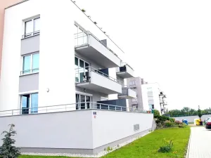 Pronájem bytu 1+kk, Praha - Letňany, Hlučkova, 38 m2