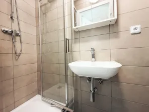 Pronájem bytu 2+kk, Praha, U první baterie, 30 m2