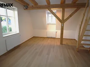 Pronájem bytu 2+kk, Chrastava, náměstí 1. máje, 71 m2