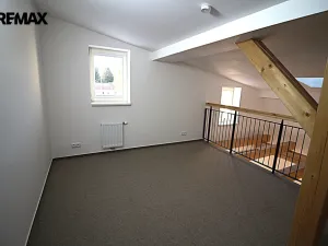 Pronájem bytu 2+kk, Chrastava, náměstí 1. máje, 71 m2