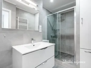 Pronájem bytu 3+kk, Praha - Střížkov, Šluknovská, 68 m2