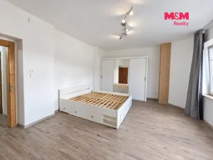 Pronájem bytu 3+kk, Karlovy Vary - Bohatice, Táborská, 70 m2