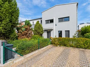 Prodej rodinného domu, Jinočany, Jiráskova, 93 m2