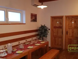 Prodej rodinného domu, České Budějovice - České Budějovice 2, Husova tř., 208 m2