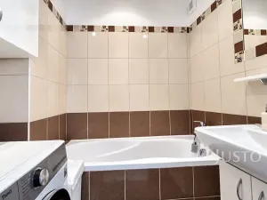 Prodej bytu 3+1, Písek, Otakara Jeremiáše, 67 m2