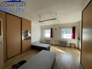 Prodej skladu, Krnov - Pod Cvilínem, Blahoslavova, 2236 m2