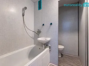 Pronájem bytu 2+kk, Cheb, Boženy Němcové, 33 m2