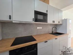 Pronájem bytu 2+1, Praha - Žižkov, Milíčova, 53 m2
