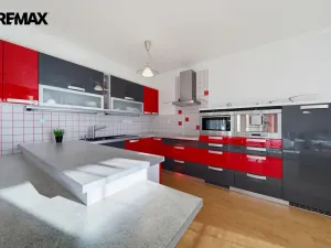 Prodej bytu 3+kk, Karlovy Vary, Raisova, 105 m2
