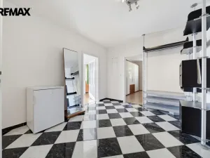 Prodej bytu 3+kk, Karlovy Vary, Raisova, 105 m2
