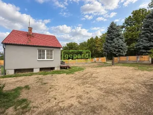 Pronájem chaty, Mníšek pod Brdy, U Lesa, 60 m2