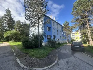 Pronájem bytu 2+1, Hrádek - Nová Huť, 1. máje, 57 m2