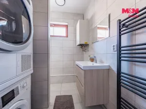 Prodej bytu 2+1, Rožďalovice, Náměstí, 61 m2