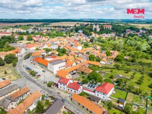 Prodej bytu 2+1, Rožďalovice, Náměstí, 61 m2