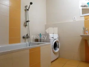 Prodej bytu 1+1, Karlovy Vary - Doubí, Spálená, 50 m2