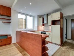 Pronájem bytu 3+kk, Praha - Vinoř, Bohdanečská, 71 m2