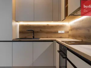 Prodej bytu 2+kk, Praha, Vrtbova, 56 m2