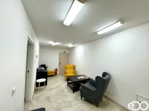 Pronájem kanceláře, Mladá Boleslav, Olbrachtova, 21 m2
