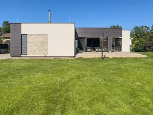 Prodej rodinného domu, Kamenice, 181 m2