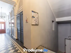 Pronájem skladu, Praha - Smíchov, Preslova, 226 m2