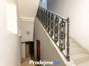 Pronájem skladu, Praha - Smíchov, Preslova, 226 m2