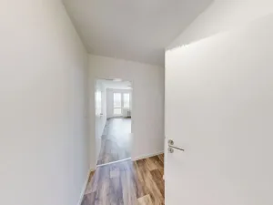 Pronájem bytu 1+kk, Ostrava - Moravská Ostrava, Nádražní, 28 m2