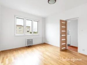 Pronájem bytu 2+1, Praha - Břevnov, Čílova, 45 m2