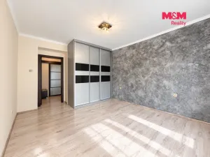 Prodej bytu 2+1, Karviná - Nové Město, Fučíkova, 56 m2