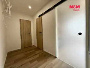 Pronájem bytu 1+1, Praha - Zbraslav, Tunelářů, 41 m2