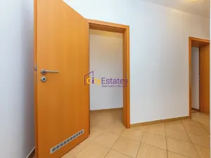 Prodej bytu 2+kk, Praha - Zličín, Sazovická, 61 m2