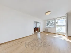 Prodej bytu 3+1, Praha - Prosek, Lovosická, 67 m2