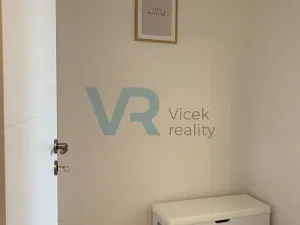 Pronájem bytu 1+kk, Trhové Sviny, Budovatelská, 30 m2