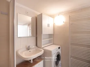 Pronájem rodinného domu, Holubice, 58 m2