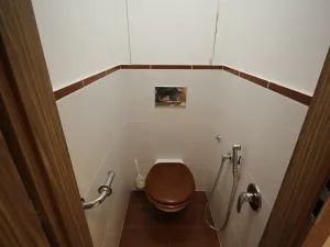 Prodej bytu 3+1, Praha - Troja, Na Šutce, 73 m2