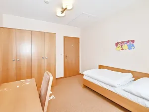 Prodej rodinného domu, Karlovy Vary, Slovenská, 147 m2