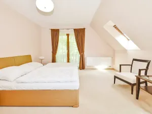 Prodej rodinného domu, Karlovy Vary, Slovenská, 162 m2