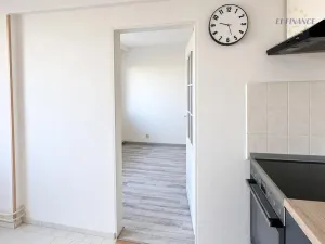 Pronájem bytu 2+1, Kralupy nad Vltavou - Lobeček, nám. J. Seiferta, 59 m2