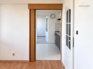 Pronájem bytu 2+1, Kralupy nad Vltavou - Lobeček, nám. J. Seiferta, 59 m2