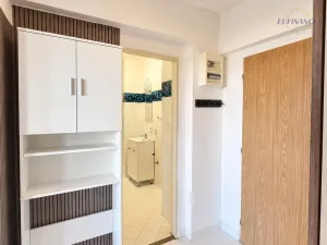 Pronájem bytu 2+1, Kralupy nad Vltavou - Lobeček, nám. J. Seiferta, 59 m2