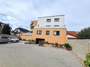 Prodej bytu 3+kk, Hradec Králové, Bohuslava Martinů, 76 m2