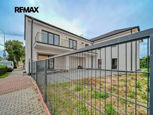 Pronájem bytu 1+kk, Velký Osek, Revoluční, 23 m2
