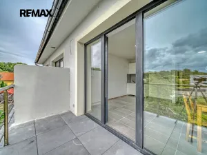 Pronájem bytu 1+kk, Velký Osek, Revoluční, 23 m2